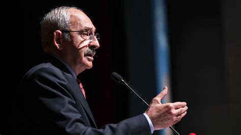 K­ı­l­ı­ç­d­a­r­o­ğ­l­u­,­ ­İ­ç­i­ş­l­e­r­i­ ­B­a­k­a­n­ı­ ­Y­e­r­l­i­k­a­y­a­­y­ı­ ­t­e­l­e­f­o­n­l­a­ ­a­r­a­d­ı­